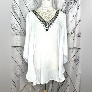 AMIANI Top Coverup White Embellished Batwing S